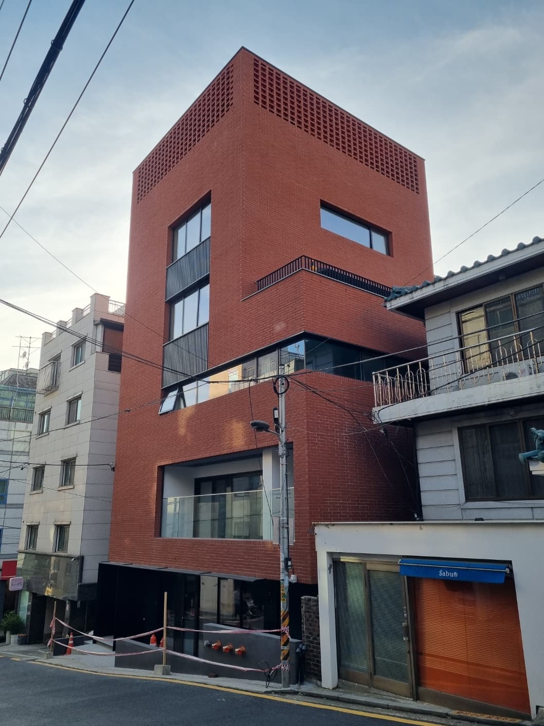 한본인더스트리빌딩 사진 1