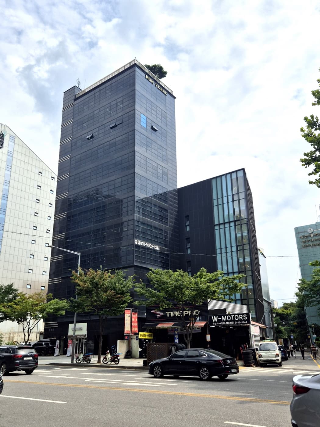 몽베르빌딩 사진 1