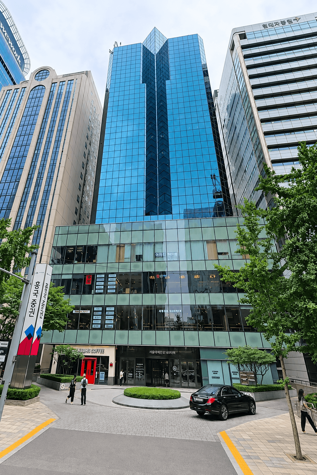 여의도파이낸스타워 사진 1