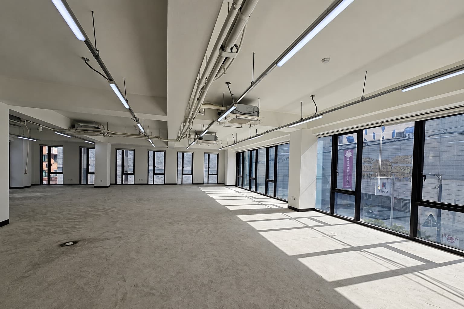 PAX BLDG 사진 1
