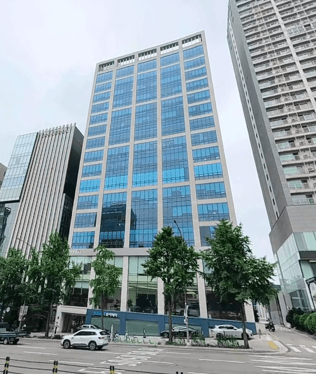 일진청담빌딩 사진 2