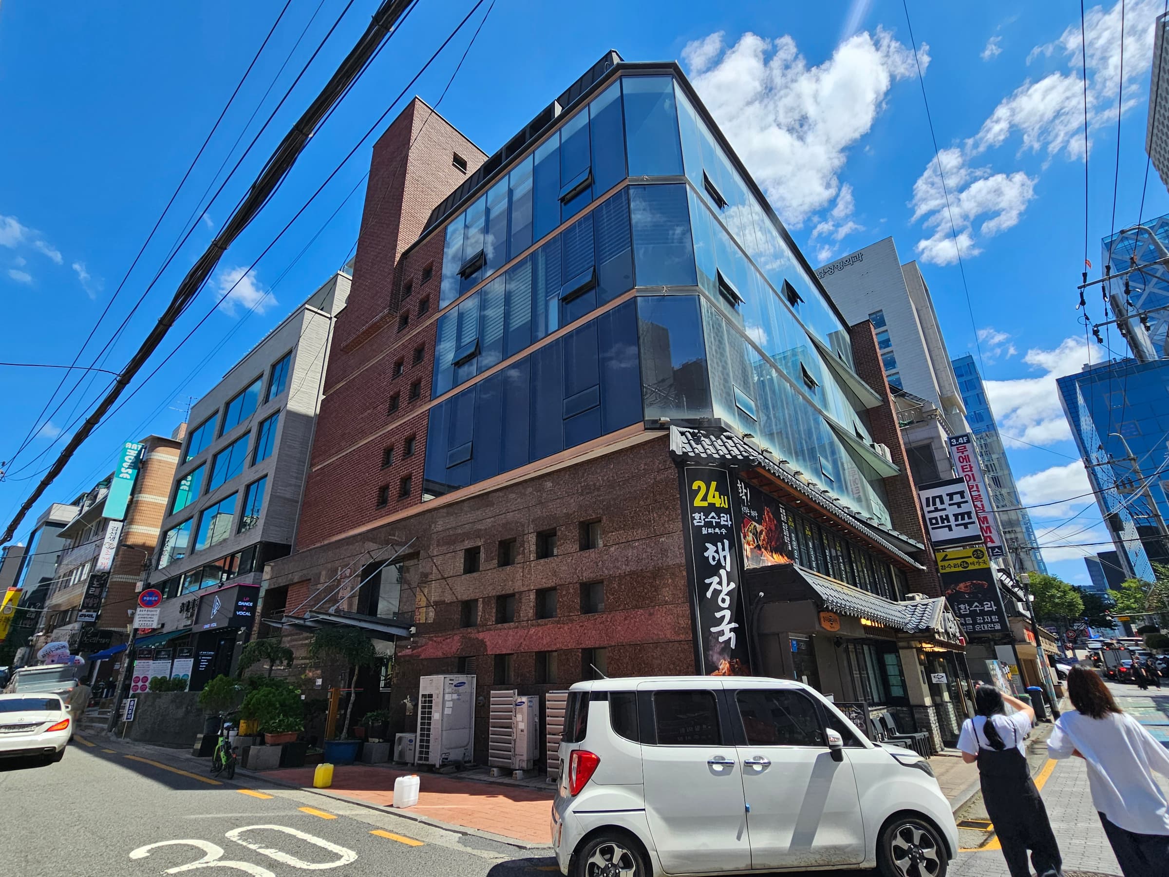 Neungin Building photo 1