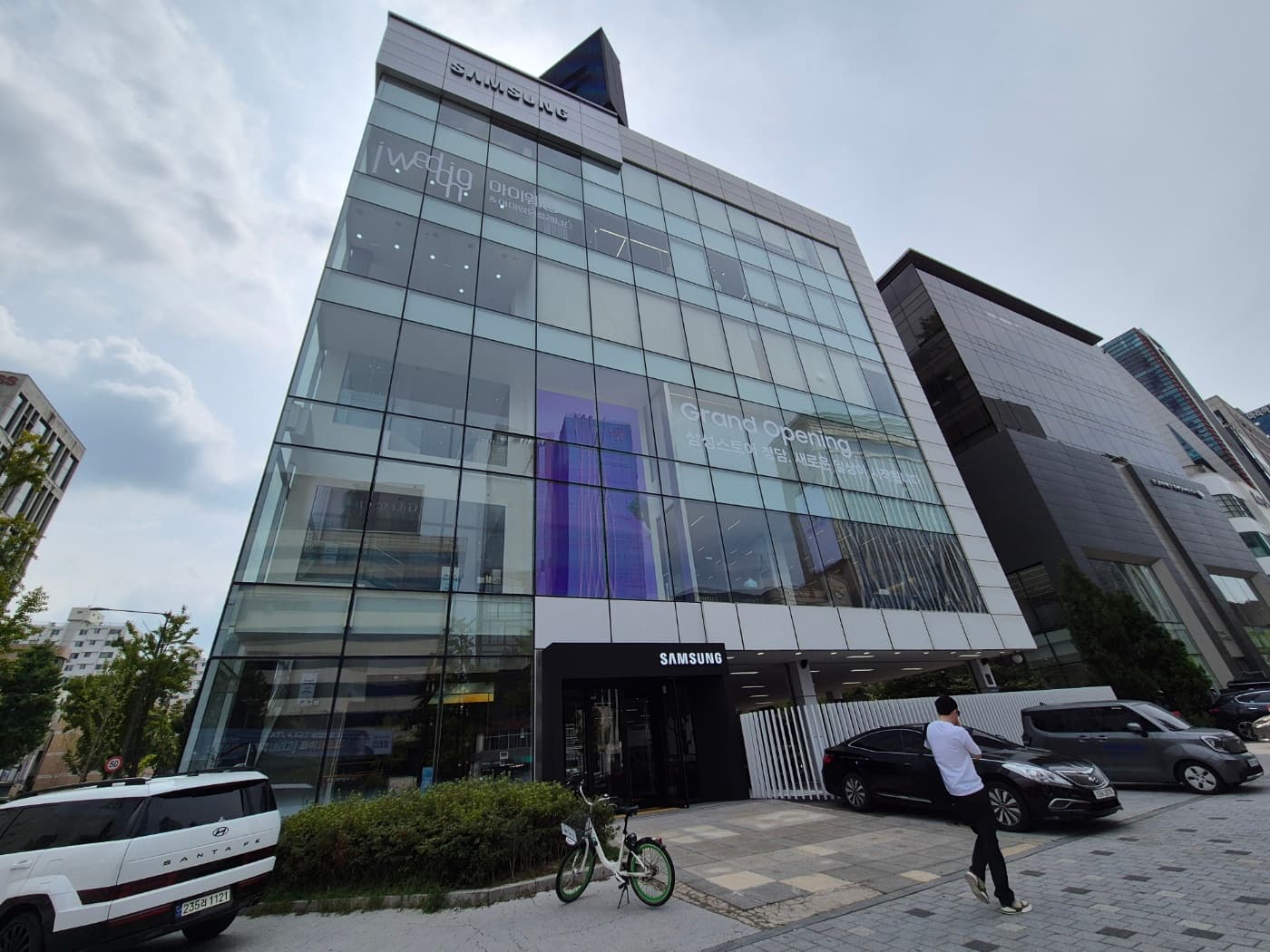 Hagil Building A (94-2) photo 1