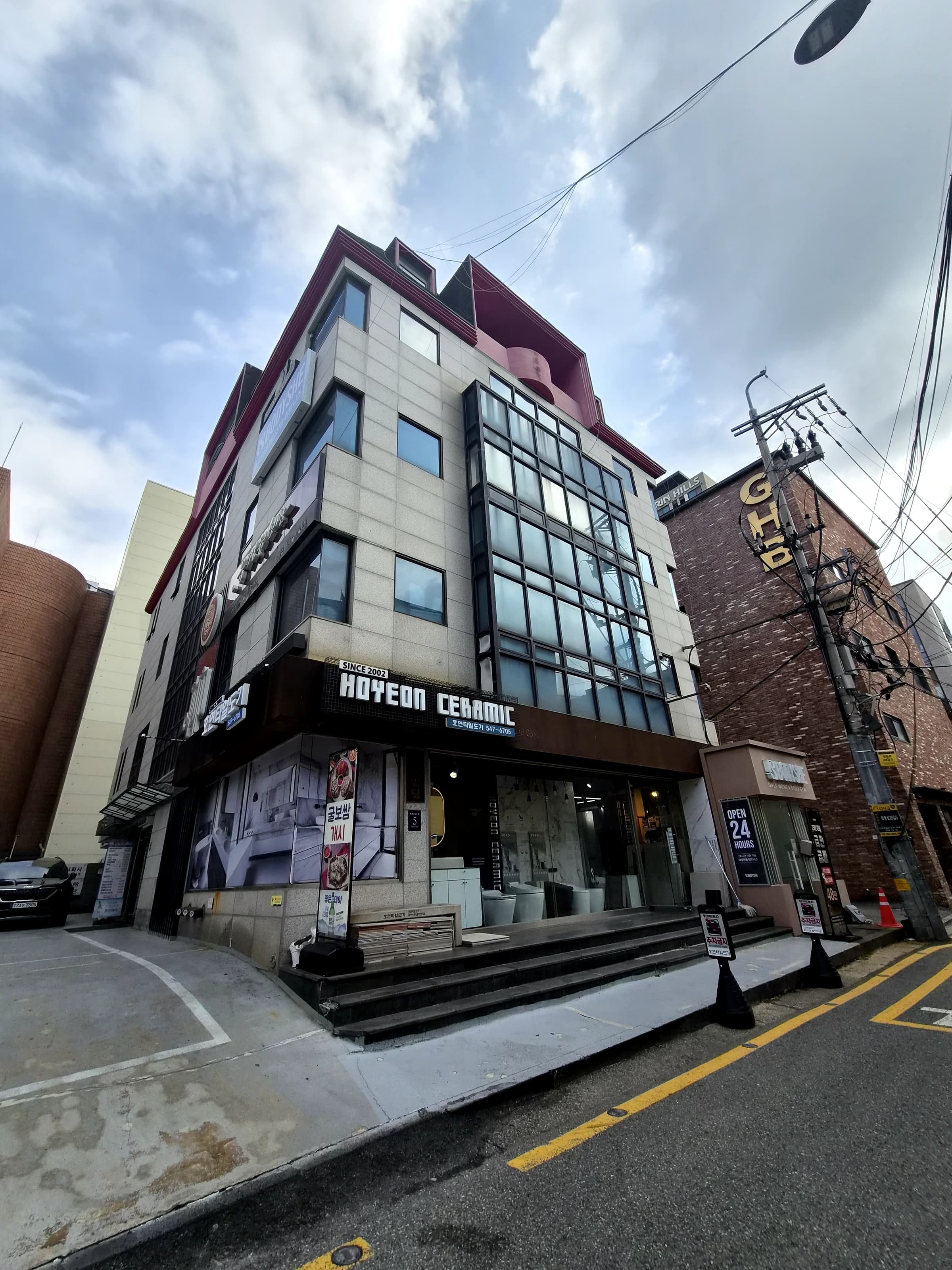 백함빌딩(767E54B8빌딩) 사진 1